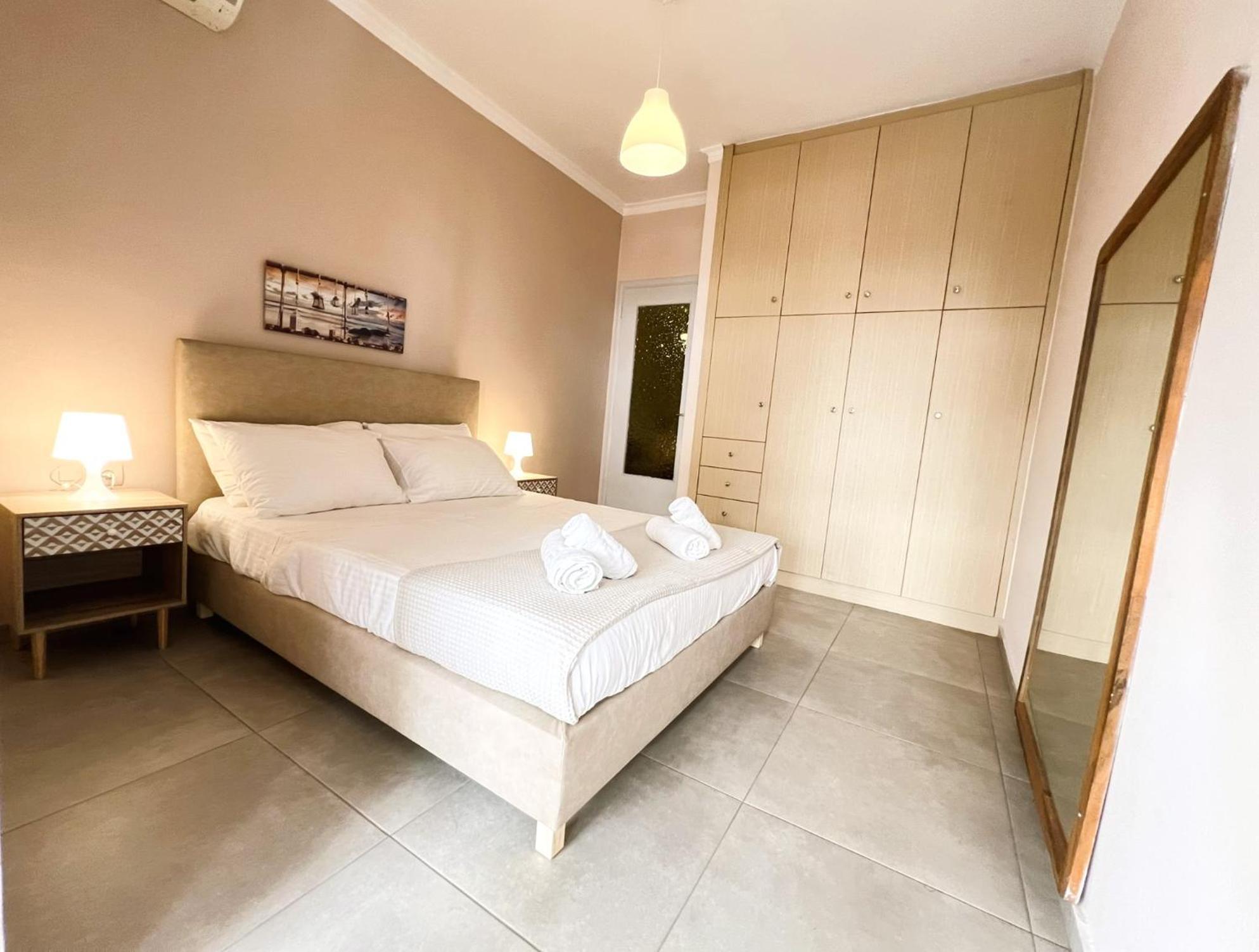 Marial City Apartment Chania Chania  Bagian luar foto